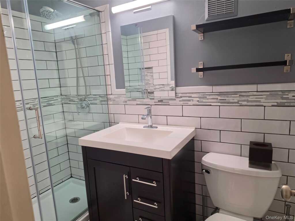 35 Park Avenue, Unit #3J, Suffern, NY 10901 - Photo 19 of 35