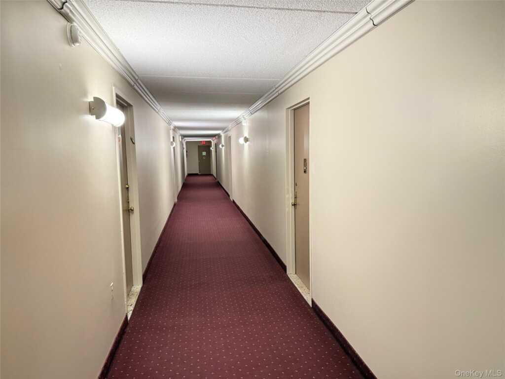 35 Park Avenue, Unit #3J, Suffern, NY 10901 - Photo 26 of 35