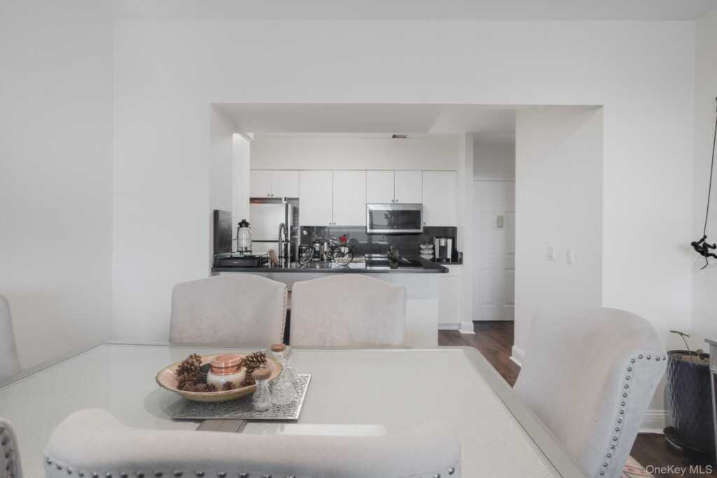 100 New Roc City Plaza, Unit #403, New Rochelle, NY 10801 - Photo 16 of 30
