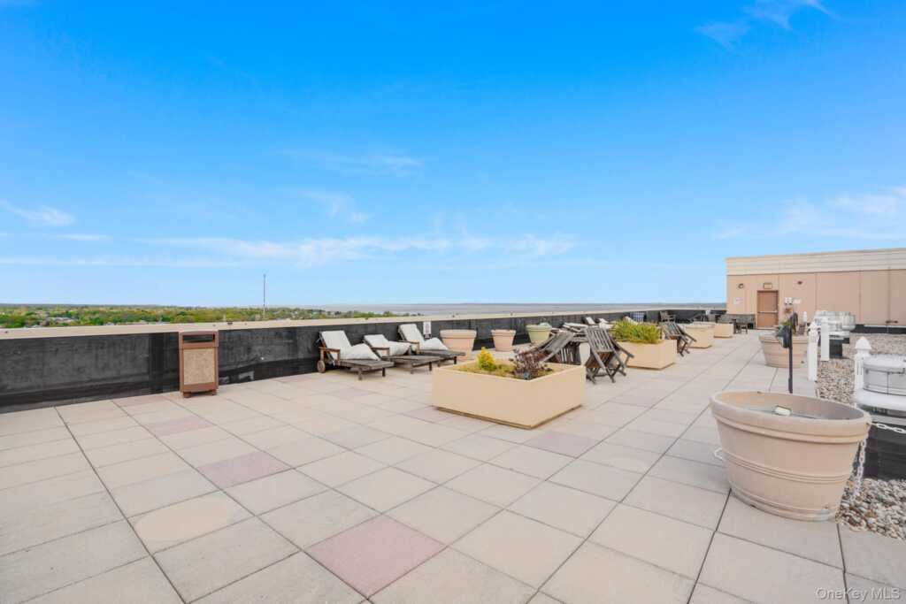 100 New Roc City Plaza, Unit #403, New Rochelle, NY 10801 - Photo 29 of 30