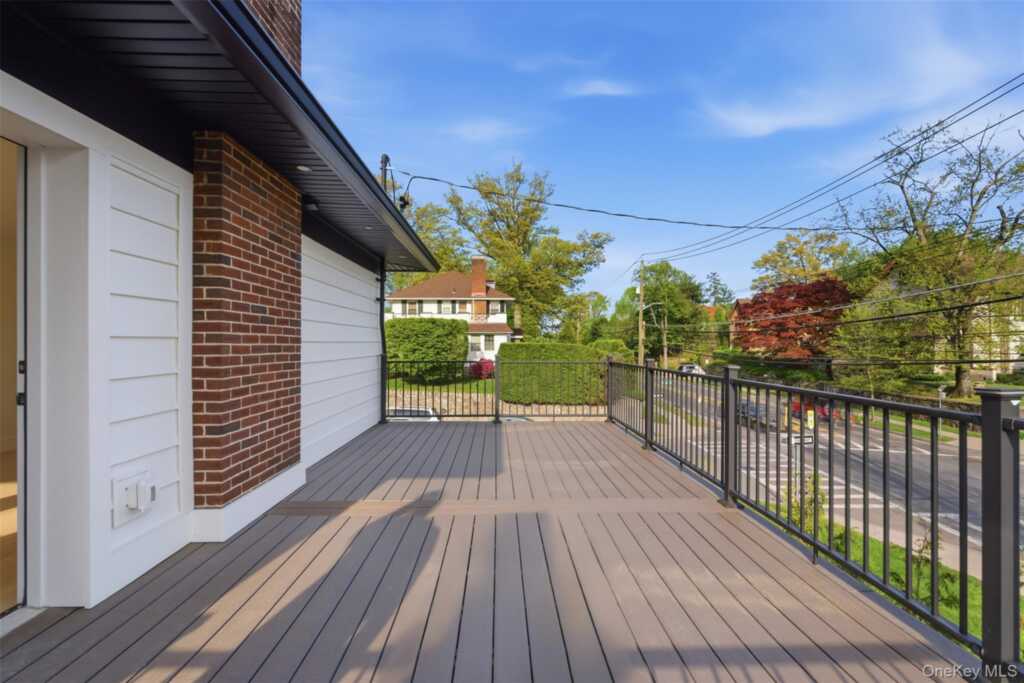 40 Calhoun Avenue, New Rochelle, NY 10801 - Photo 25 of 49