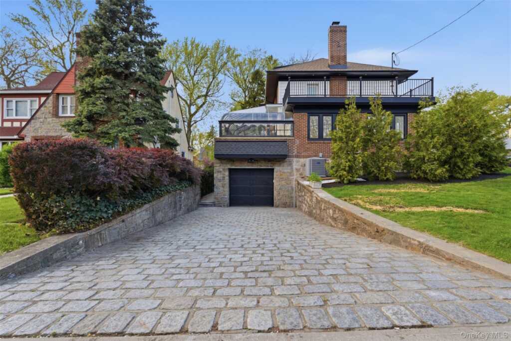 40 Calhoun Avenue, New Rochelle, NY 10801 - Photo 36 of 49
