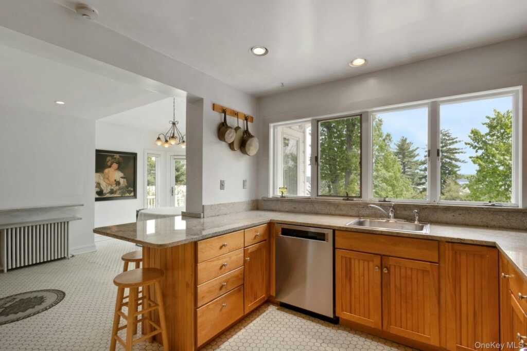 32 Laveta Place, Nyack, NY 10960 - Photo 14 of 50