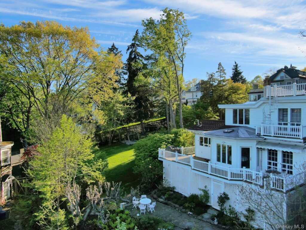 32 Laveta Place, Nyack, NY 10960 - Photo 34 of 50