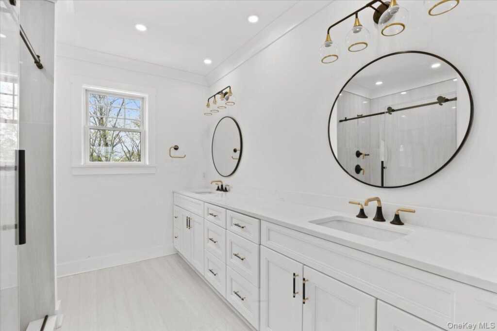 20 Hilltop Drive, Rye, NY 10573 - Photo 16 of 29