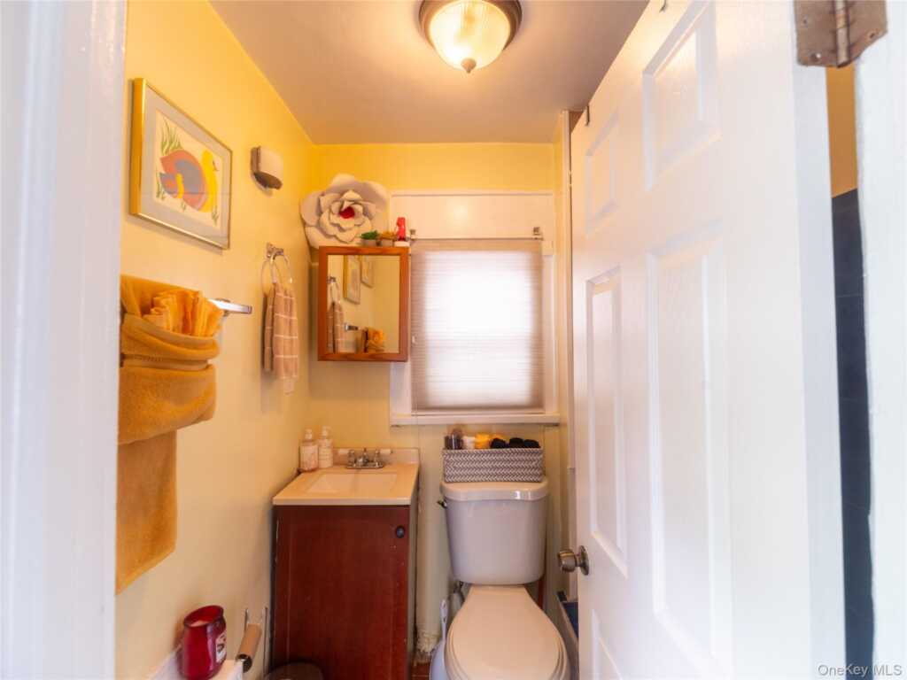 533 Willett Avenue, Rye, NY 10573 - Photo 4 of 7