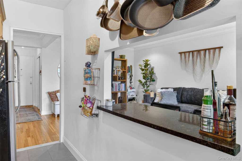 325 King Street, Unit #4L, Rye, NY 10573 - Photo 14 of 23