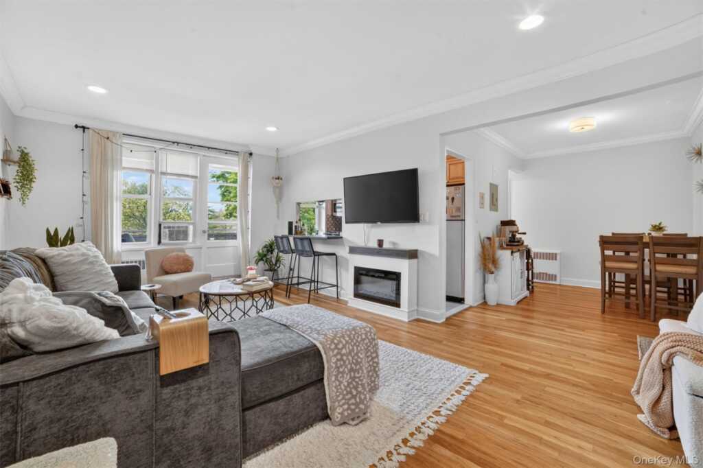 325 King Street, Unit #4L, Rye, NY 10573 - Photo 5 of 23