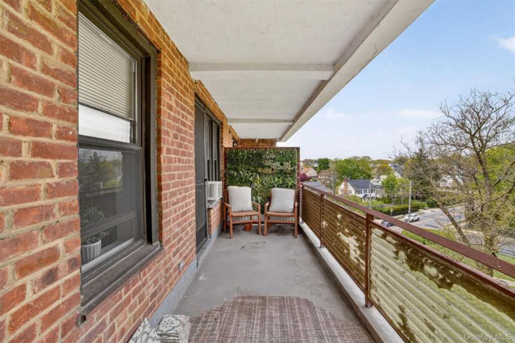 325 King Street, Unit #4L, Rye, NY 10573 - Photo 6 of 23