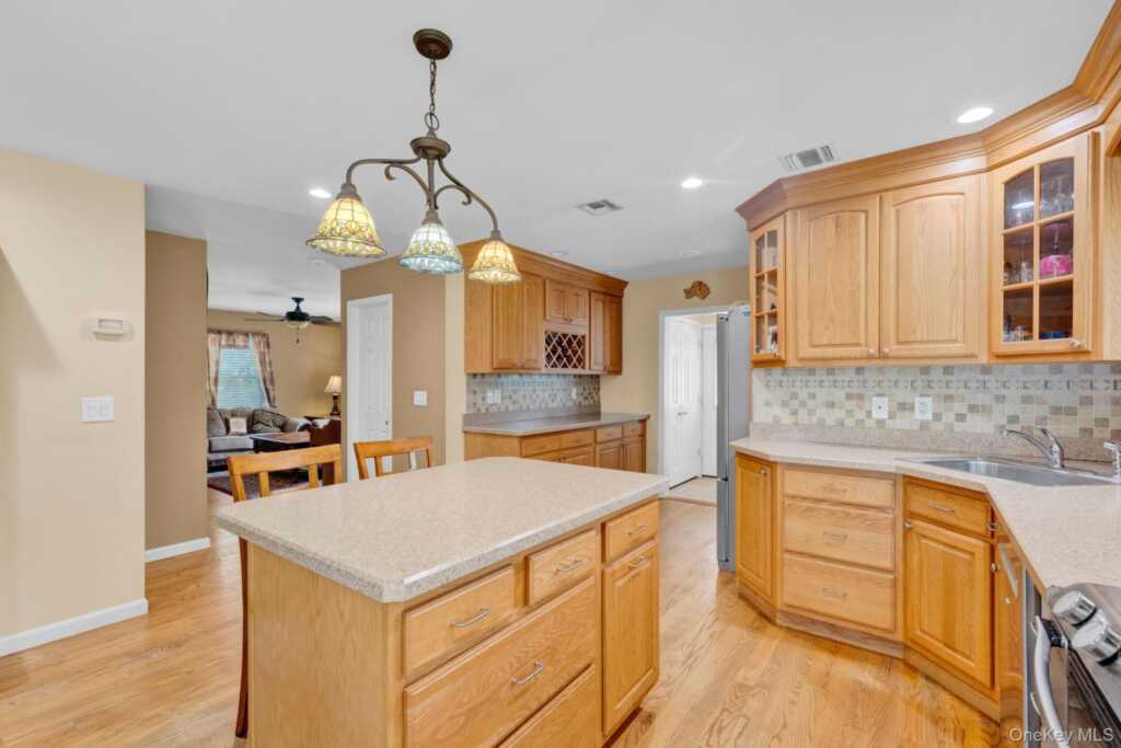 39 Lindbergh Lane, New City, NY 10956 - Photo 14 of 43