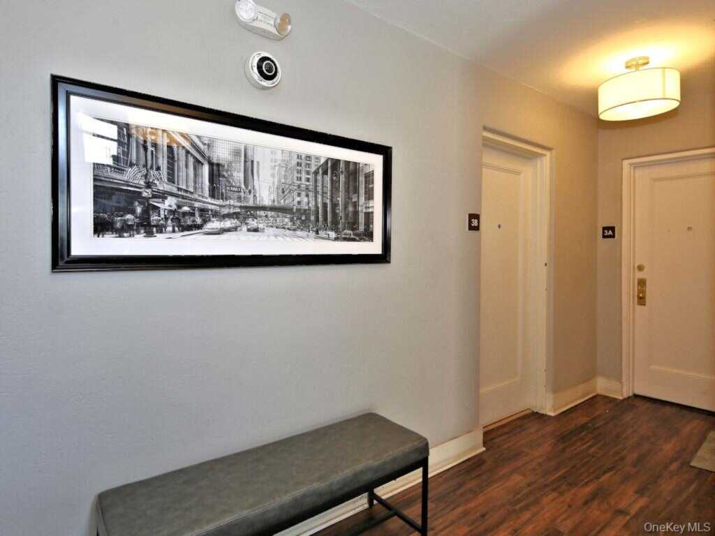130 Centre Avenue, Unit #4B, New Rochelle, NY 10805 - Photo 10 of 11