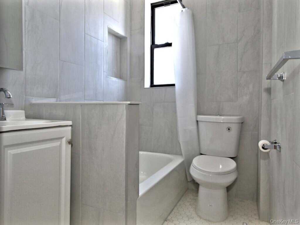 130 Centre Avenue, Unit #4B, New Rochelle, NY 10805 - Photo 6 of 11
