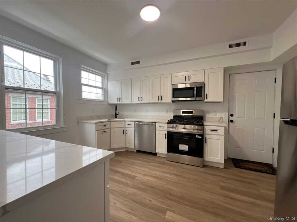 27-29 Purchase Street, Rye, NY 10580