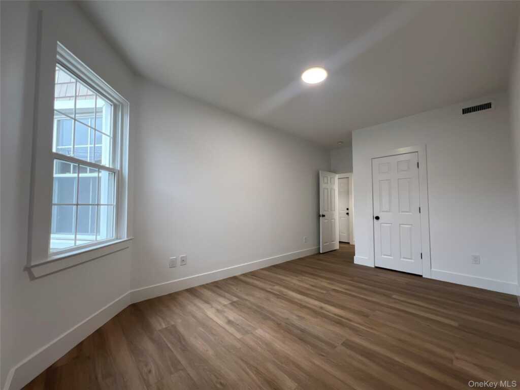 27-29 Purchase Street, Rye, NY 10580 - Photo 8 of 12