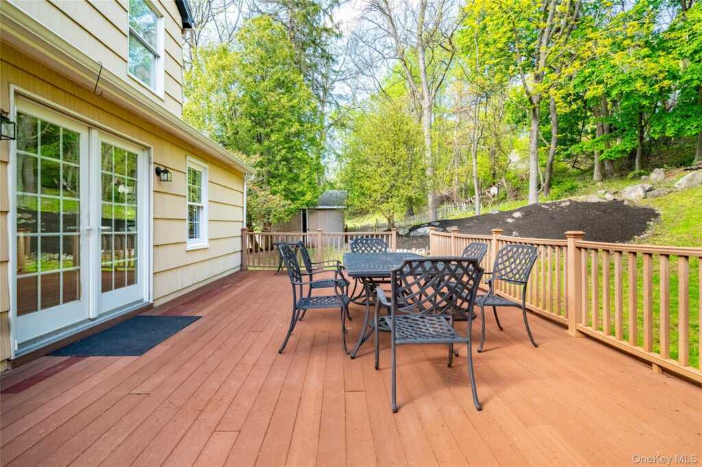 18 Cricketown Road, Stony Point, NY 10980 - Photo 33 of 39
