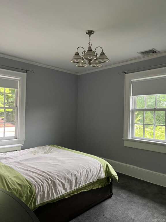 246 Beechmont Drive, New Rochelle, NY 10804 - Photo 9 of 17