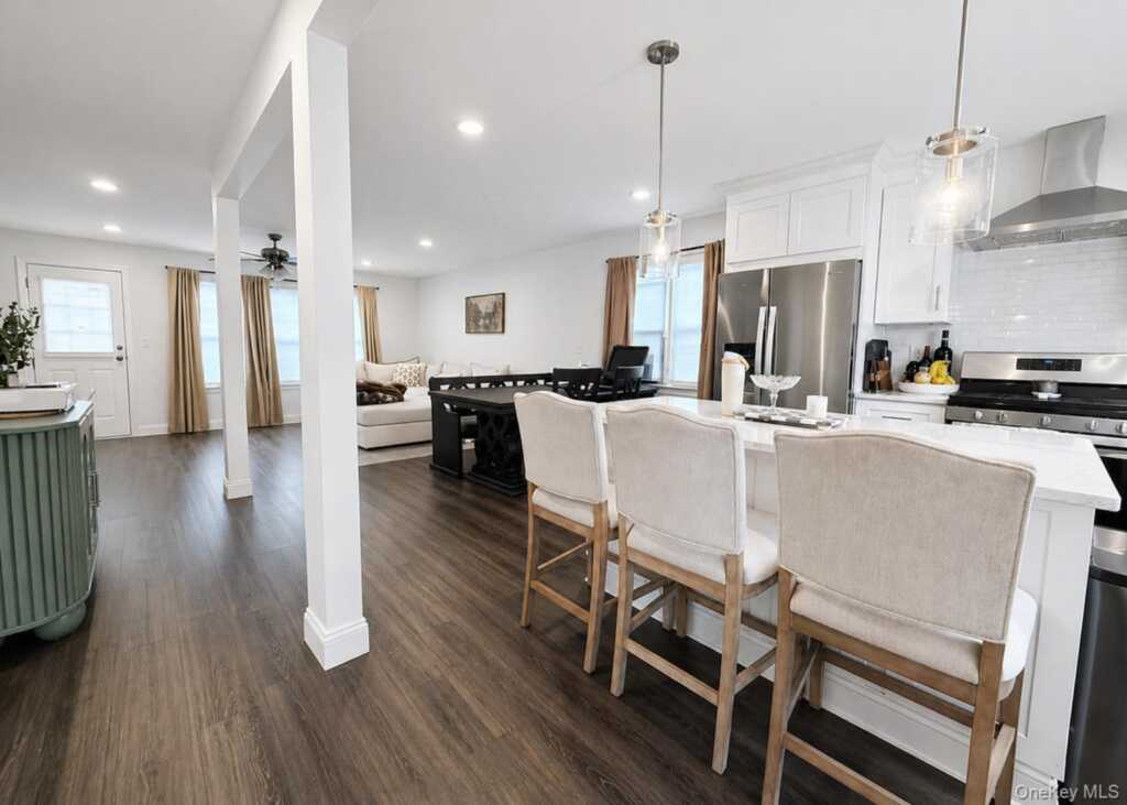 1016 Jefferson Avenue, Unit #Right, Rye, NY 10543 - Photo 3 of 17