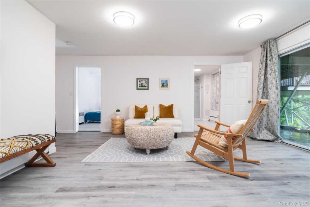 1095 Route 9W, Nyack, NY 10960 - Photo 7 of 8