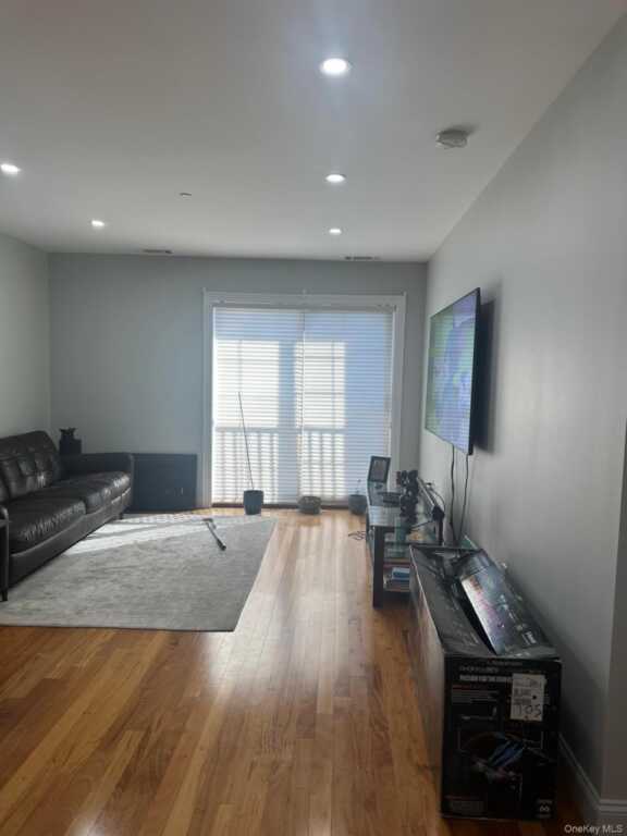 543 Main Street, Unit #501, New Rochelle, NY 10801 - Photo 19 of 31