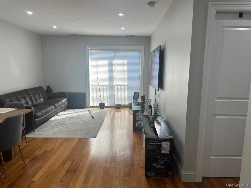 543 Main Street, Unit #501, New Rochelle, NY 10801 - Photo 24 of 31