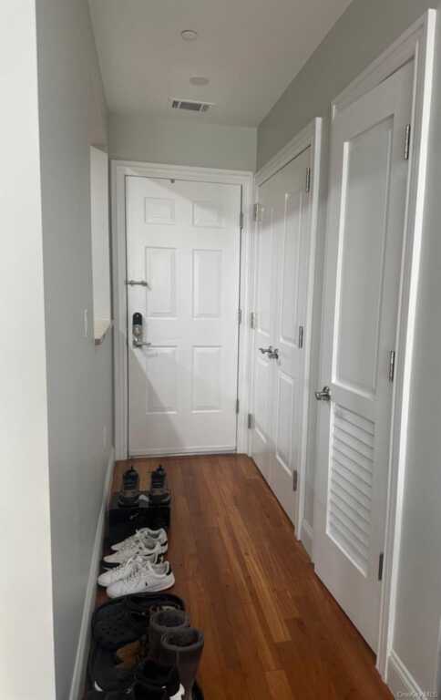543 Main Street, Unit #501, New Rochelle, NY 10801 - Photo 9 of 31