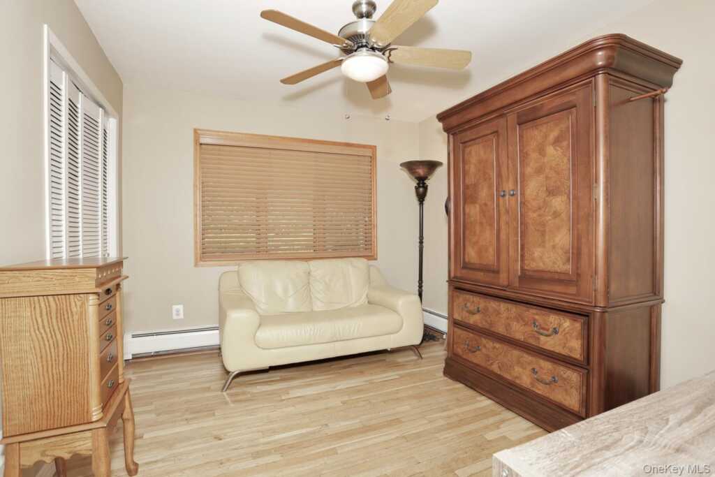 8 Medford Place, Nanuet, NY 10954 - Photo 25 of 50