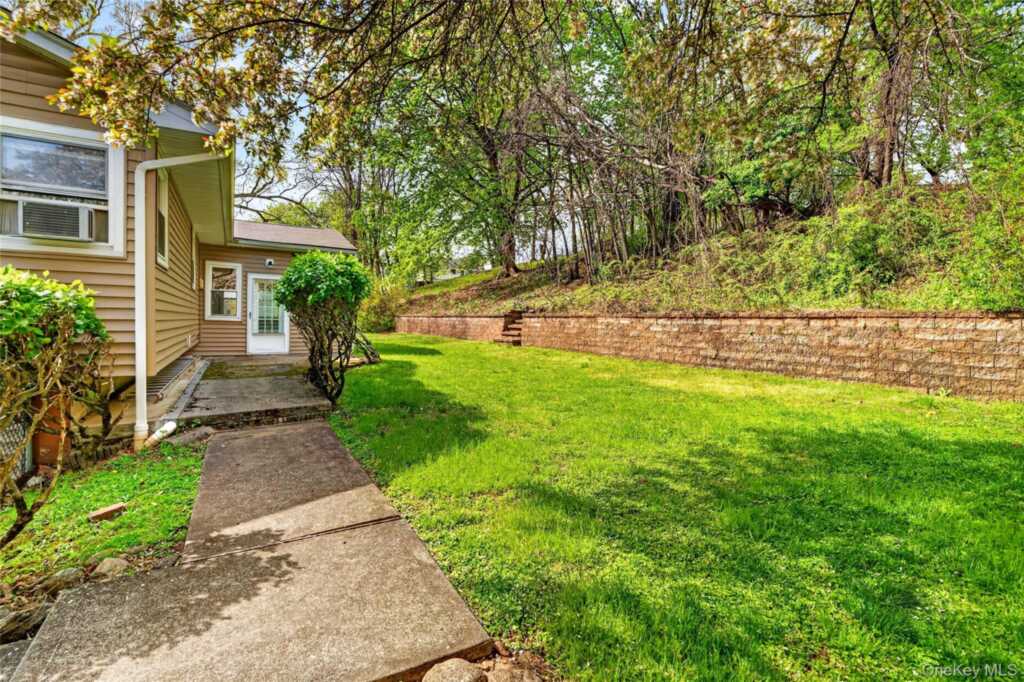 27 Hastings Lane, Stony Point, NY 10980 - Photo 29 of 32