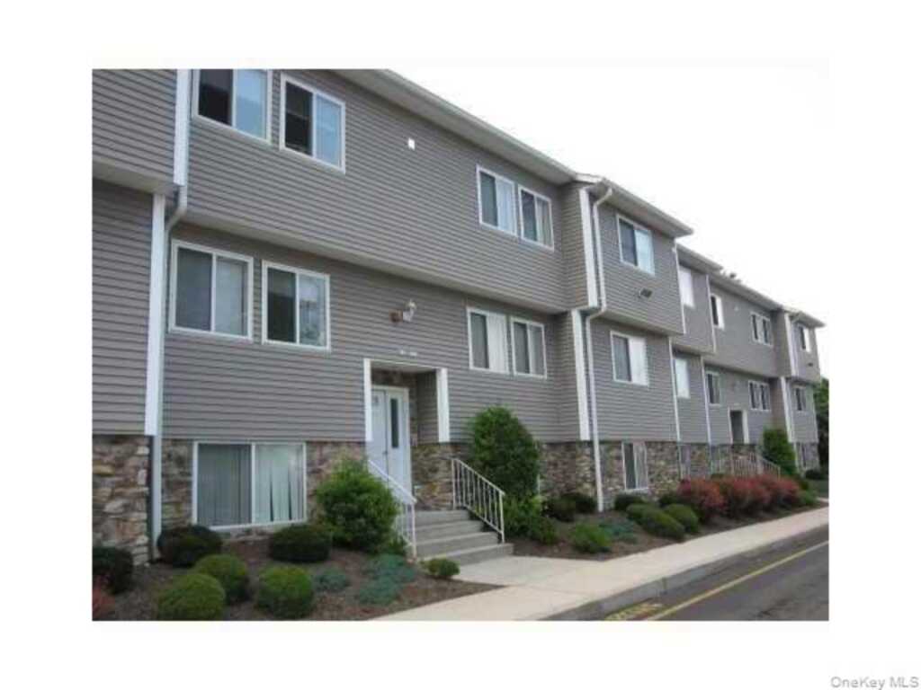 25 College Avenue, Unit #512, Nanuet, NY 10954