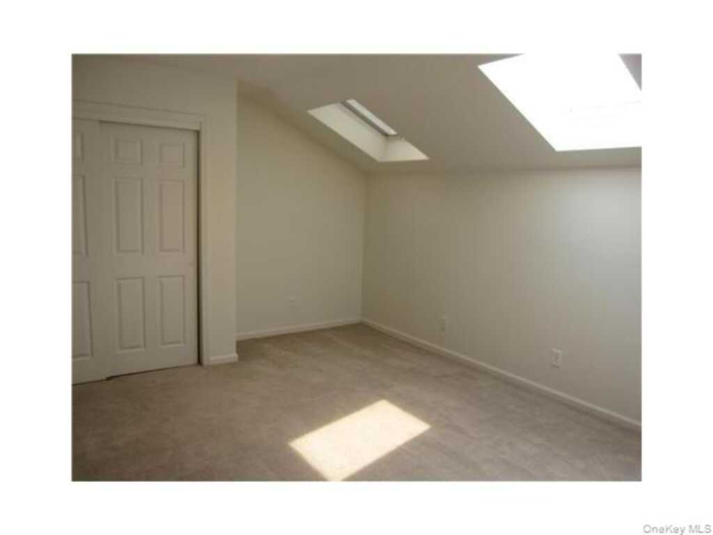 25 College Avenue, Unit #512, Nanuet, NY 10954 - Photo 17 of 24