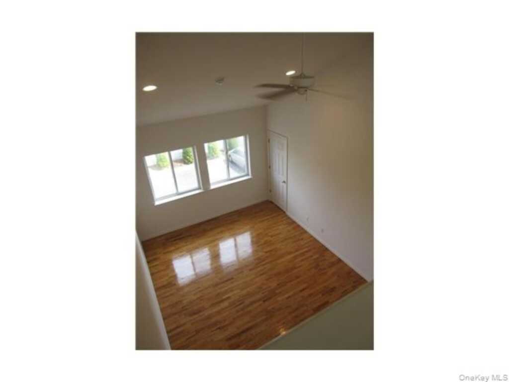 25 College Avenue, Unit #512, Nanuet, NY 10954 - Photo 5 of 24