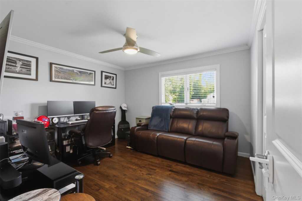20 Glenside Drive, New City, NY 10956 - Photo 13 of 33