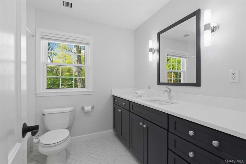 136 Devonshire Road, New Rochelle, NY 10538 - Photo 28 of 34