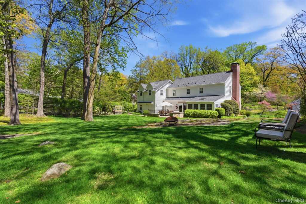 136 Devonshire Road, New Rochelle, NY 10538 - Photo 30 of 34
