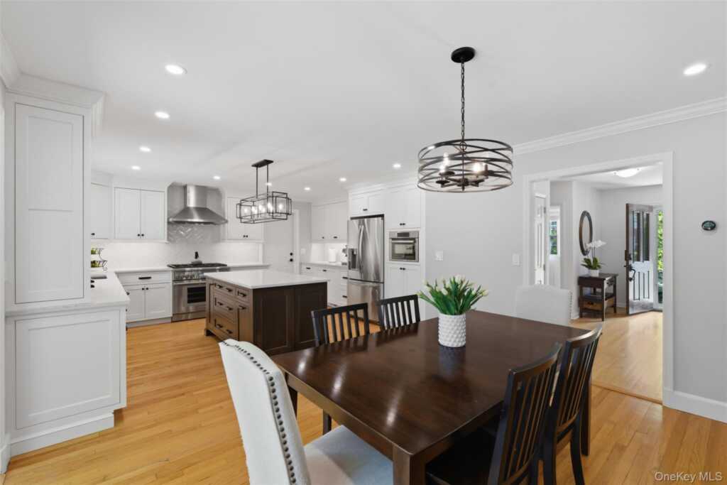 136 Devonshire Road, New Rochelle, NY 10538 - Photo 9 of 34