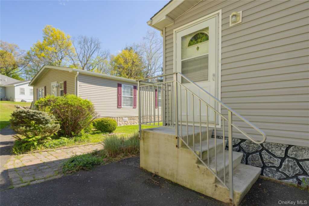 39 Cedar Flats Road, Stony Point, NY 10980 - Photo 13 of 28