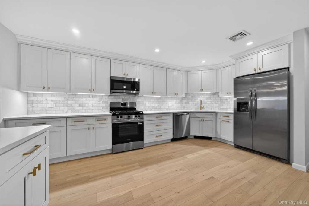 5 Bannock Court, Suffern, NY 10901 - Photo 13 of 50