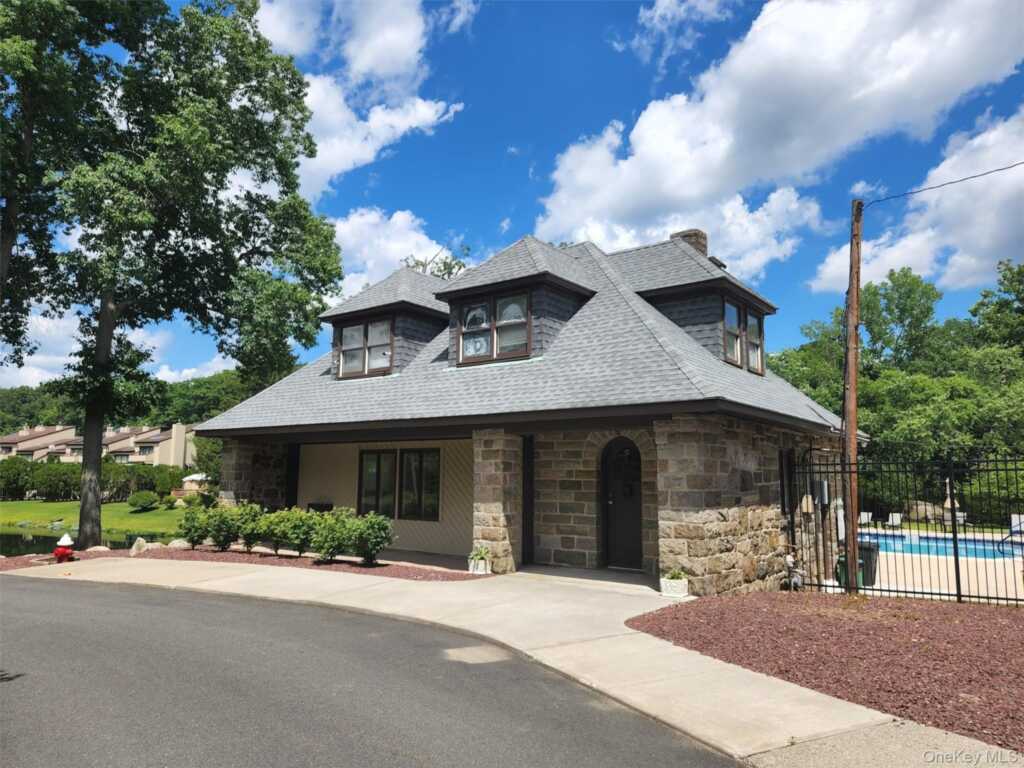 5 Bannock Court, Suffern, NY 10901 - Photo 43 of 50