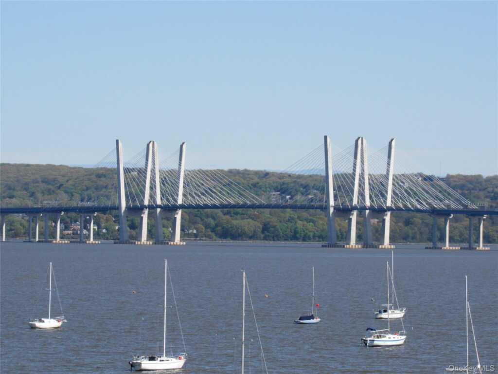 103 Gedney Street, Unit #4M, Nyack, NY 10960 - Photo 4 of 20
