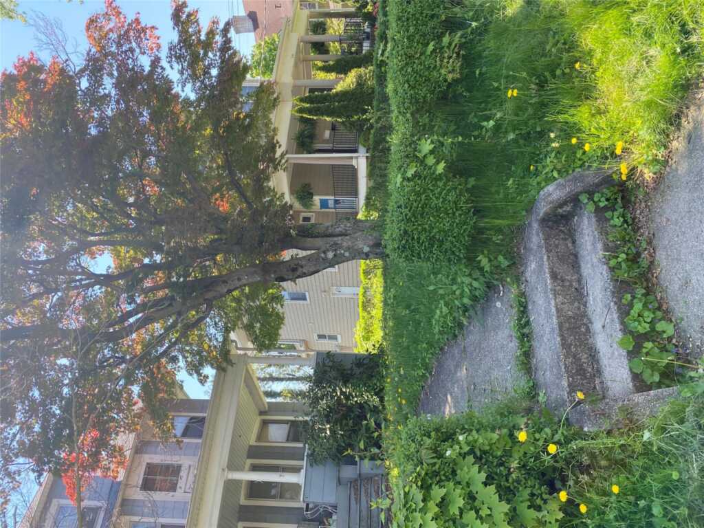 196 Elm Street, New Rochelle, NY 10805 - Photo 3 of 5
