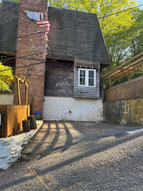 45 Upper Ritie Street, Piermont, NY 10968 - Photo 8 of 50