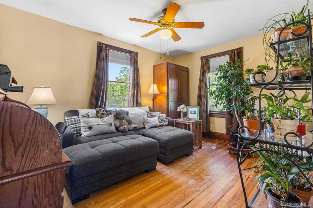 17 Upland Avenue, White Plains, NY 10604 - Photo 17 of 26