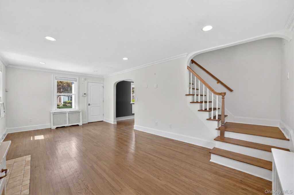 26 Montross Street, White Plains, NY 10603 - Photo 10 of 42