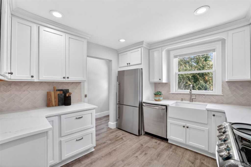 26 Montross Street, White Plains, NY 10603 - Photo 13 of 42