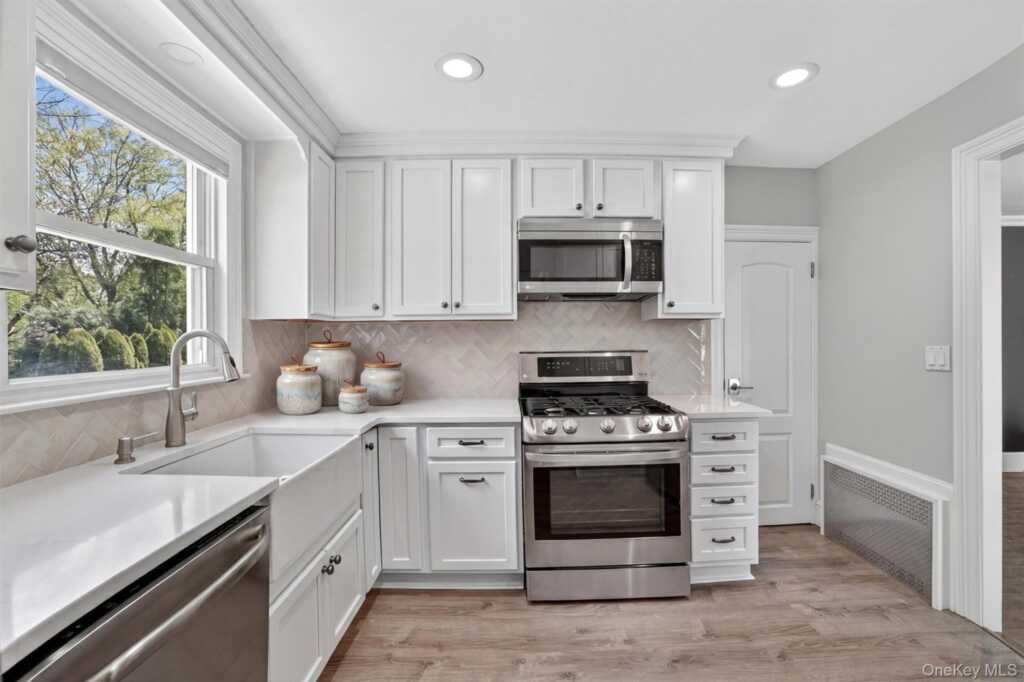 26 Montross Street, White Plains, NY 10603 - Photo 14 of 42