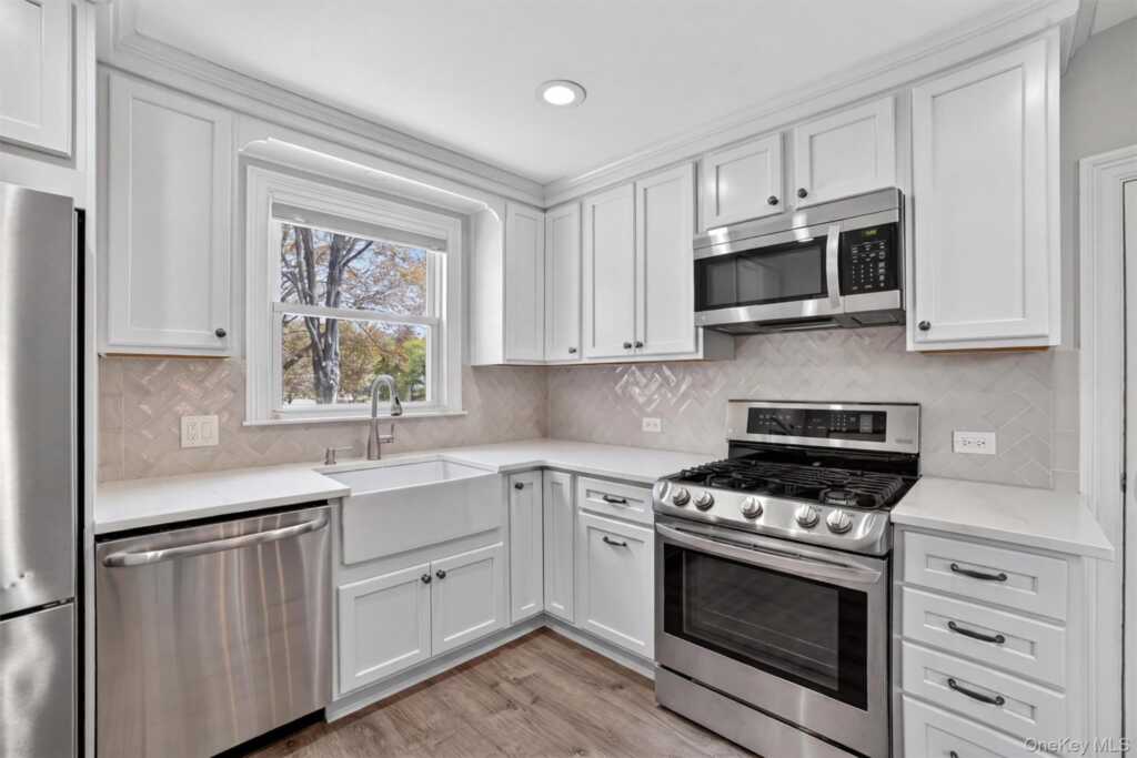 26 Montross Street, White Plains, NY 10603 - Photo 17 of 42
