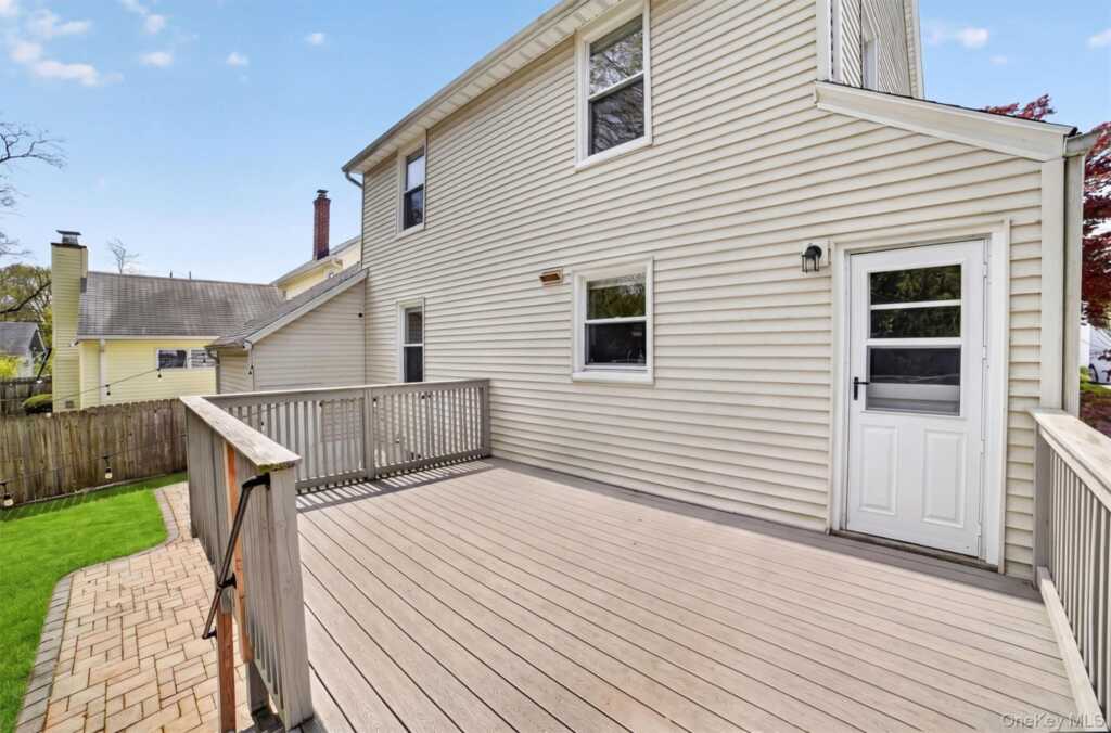 26 Montross Street, White Plains, NY 10603 - Photo 30 of 42