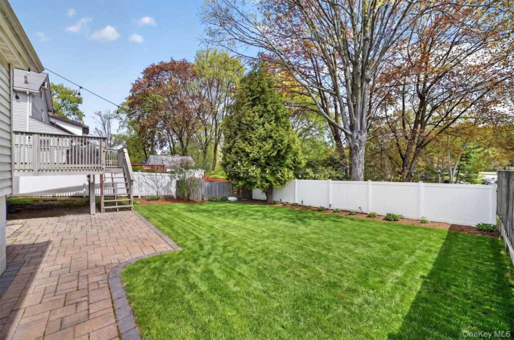 26 Montross Street, White Plains, NY 10603 - Photo 35 of 42