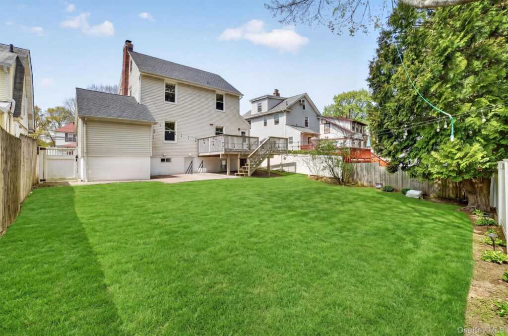 26 Montross Street, White Plains, NY 10603 - Photo 36 of 42