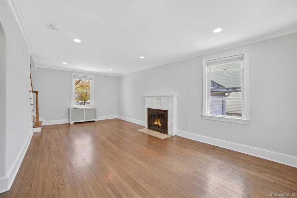26 Montross Street, White Plains, NY 10603 - Photo 5 of 42