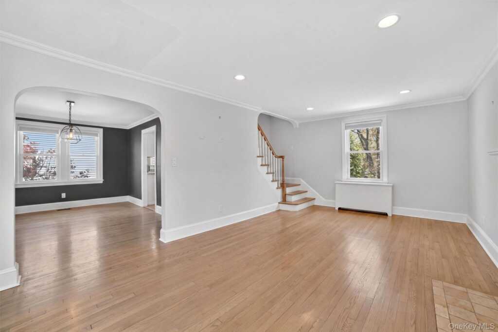 26 Montross Street, White Plains, NY 10603 - Photo 6 of 42